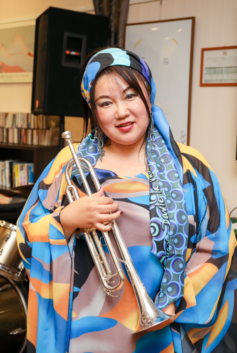 Kazumi <br/>（Vo, Trumpet）